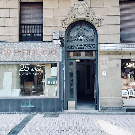 Unica 3* San Sebastián