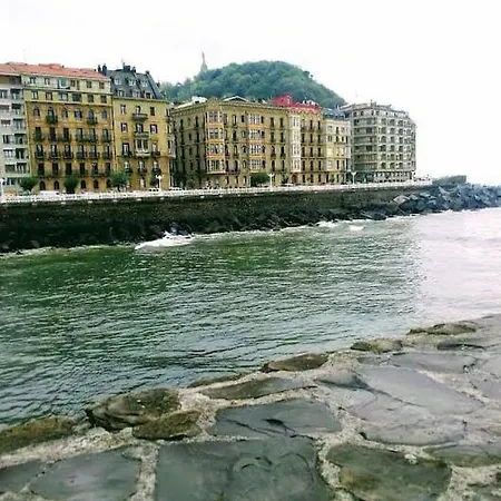 Fabulosa 3* San Sebastián