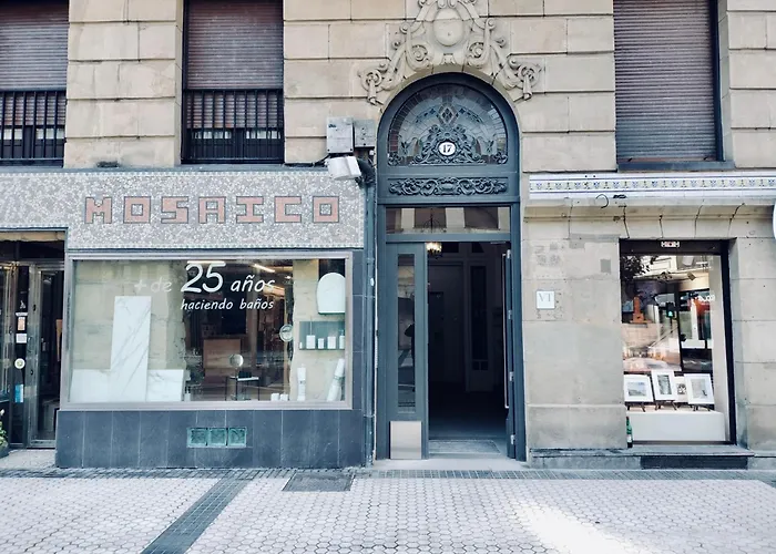 Unica 3* San Sebastián