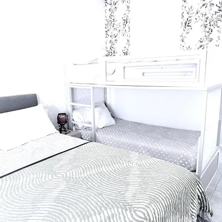 Unica 3* San Sebastián