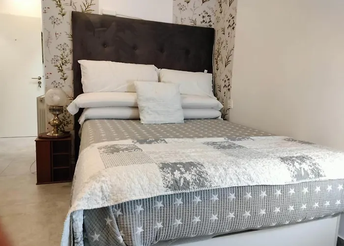 Alojamento de Acomodação e Pequeno-almoço Unica 3*